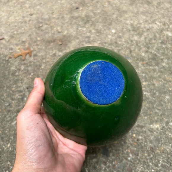 Vintage MCM enamel over copper bowl! - Picture 5 of 6